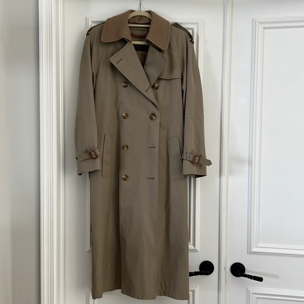 Brooks Brothers Men’s Trench coat with zippered detachable wool lining size 44